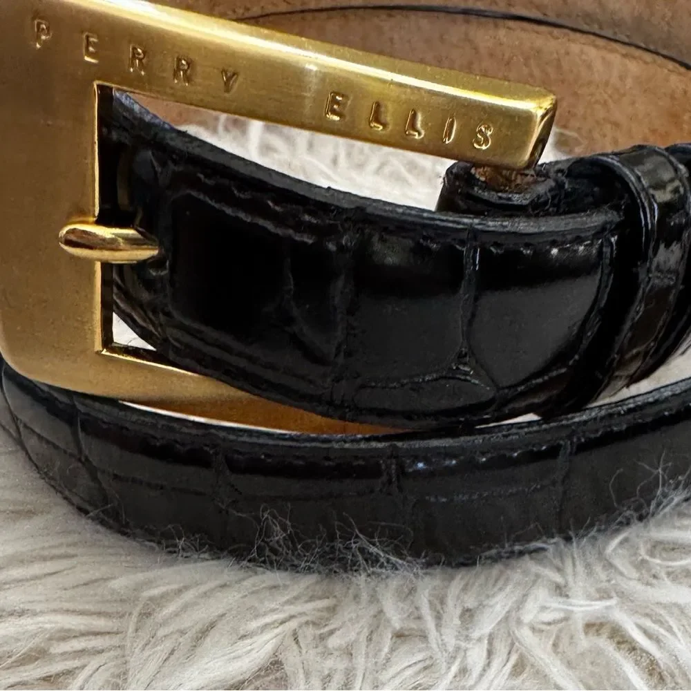 ⸻  🖤 Perry Ellis Black Italian Croco Belt – Size M 🐊 Gold Buckle Elegance